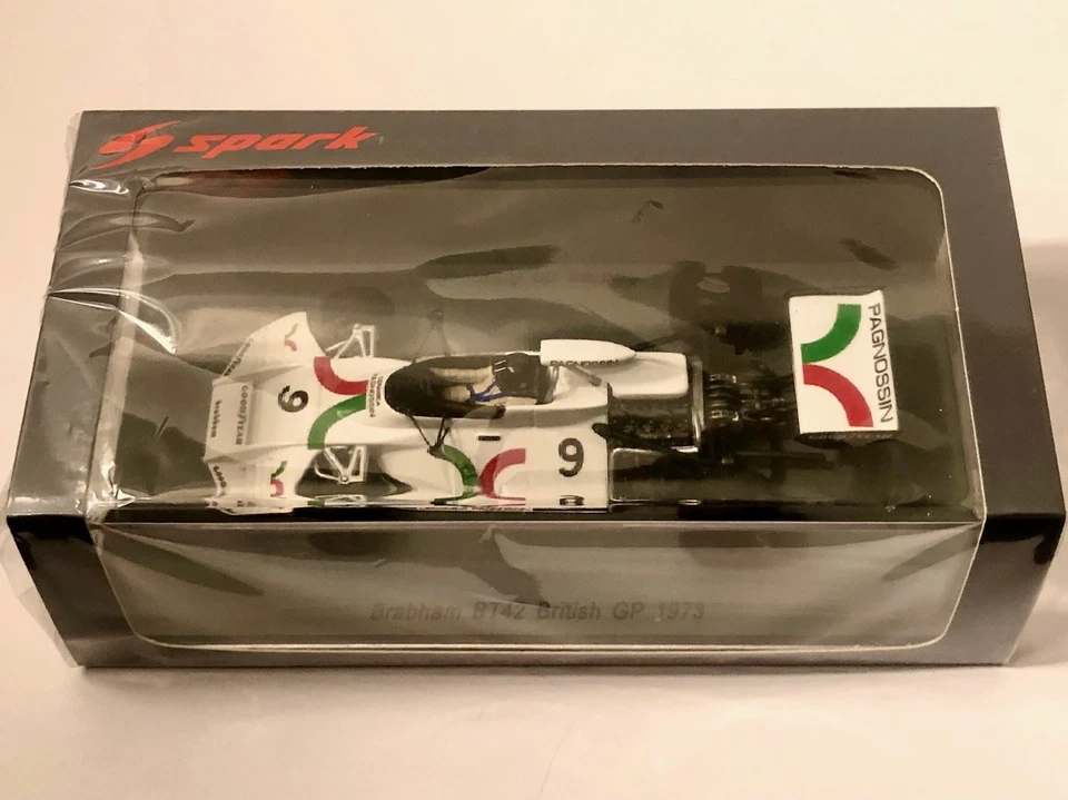 F1 1/43 Spark S5269 Brabham BT24 N°9 A. De Adamich British GP 1973, New - Immagine 2 di 2