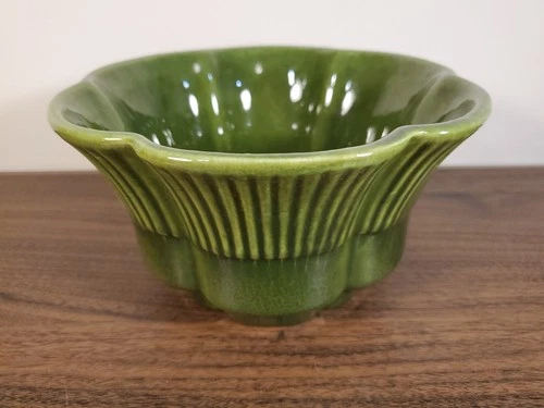 Vintage Haeger Green Flower Shaped Planter  USA