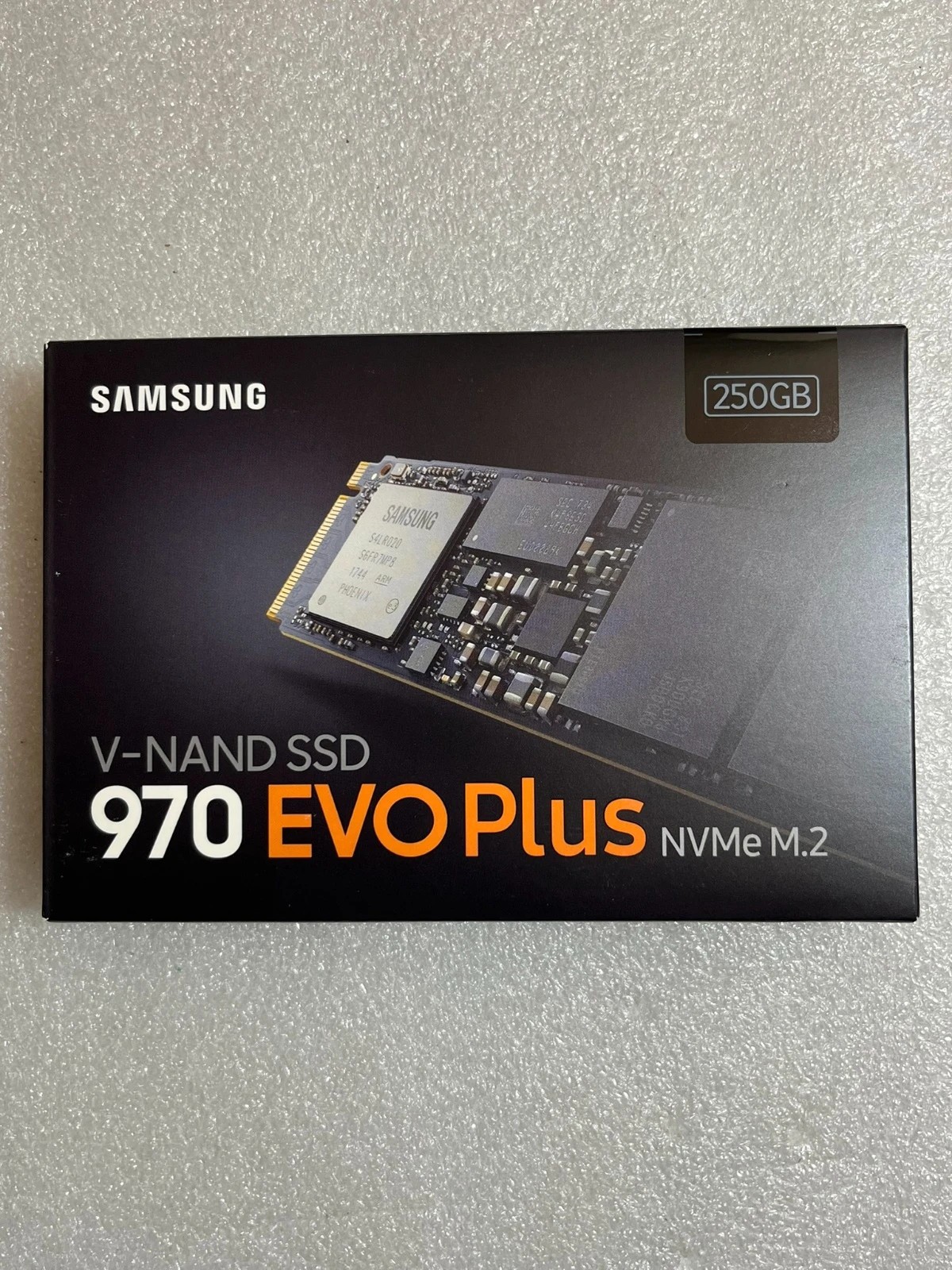 SSD M.2 NVMe 250Go Samsung 970 Evo Plus Résout le Manque d'Espace Système