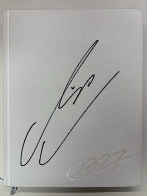 BLACKPINK LISA 0327 Autographed Signed Photobook Mint Condition