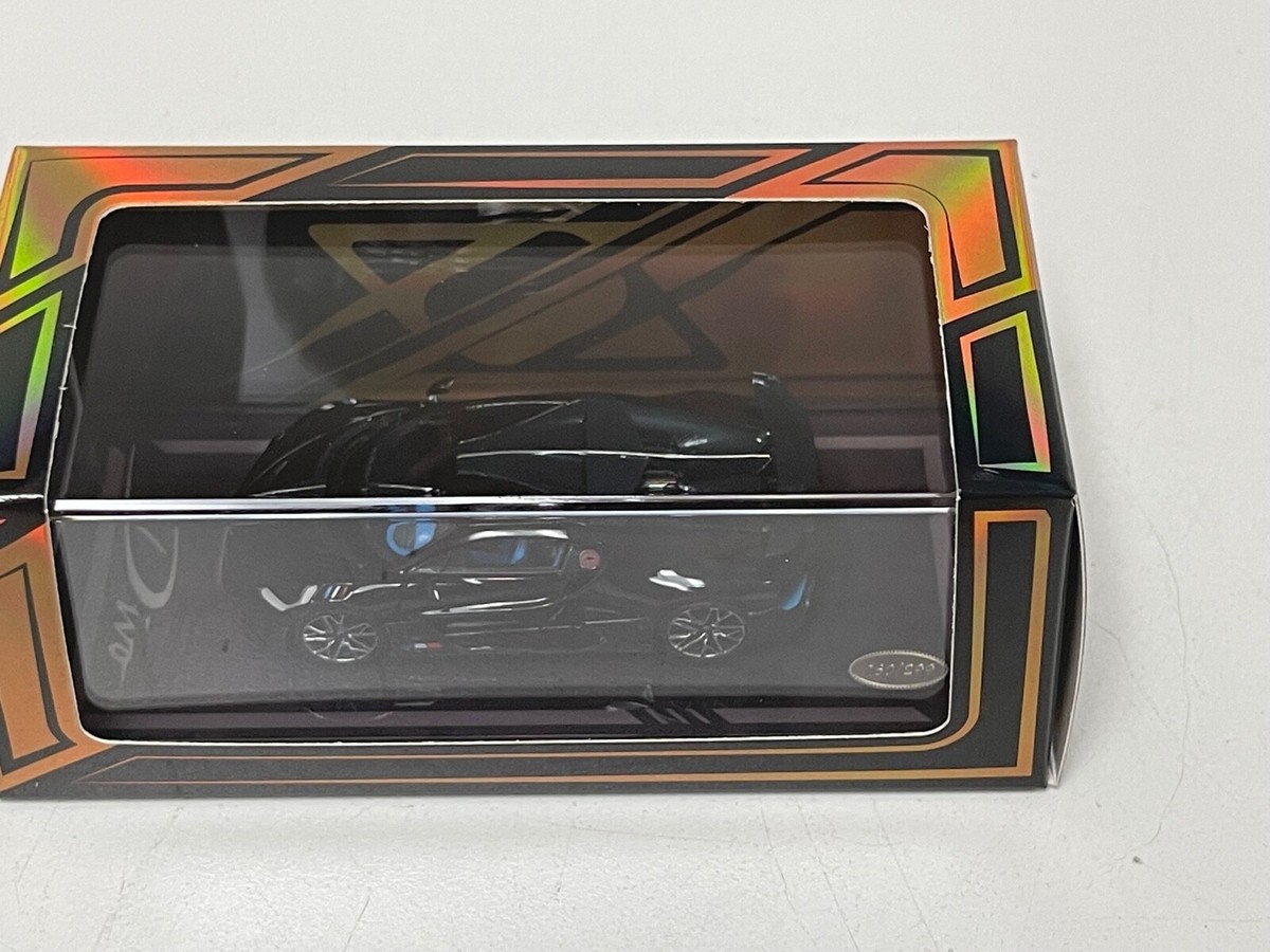 1/64 404 Error Bugatti Divo in Gloss Black limited 299 pcs. 64