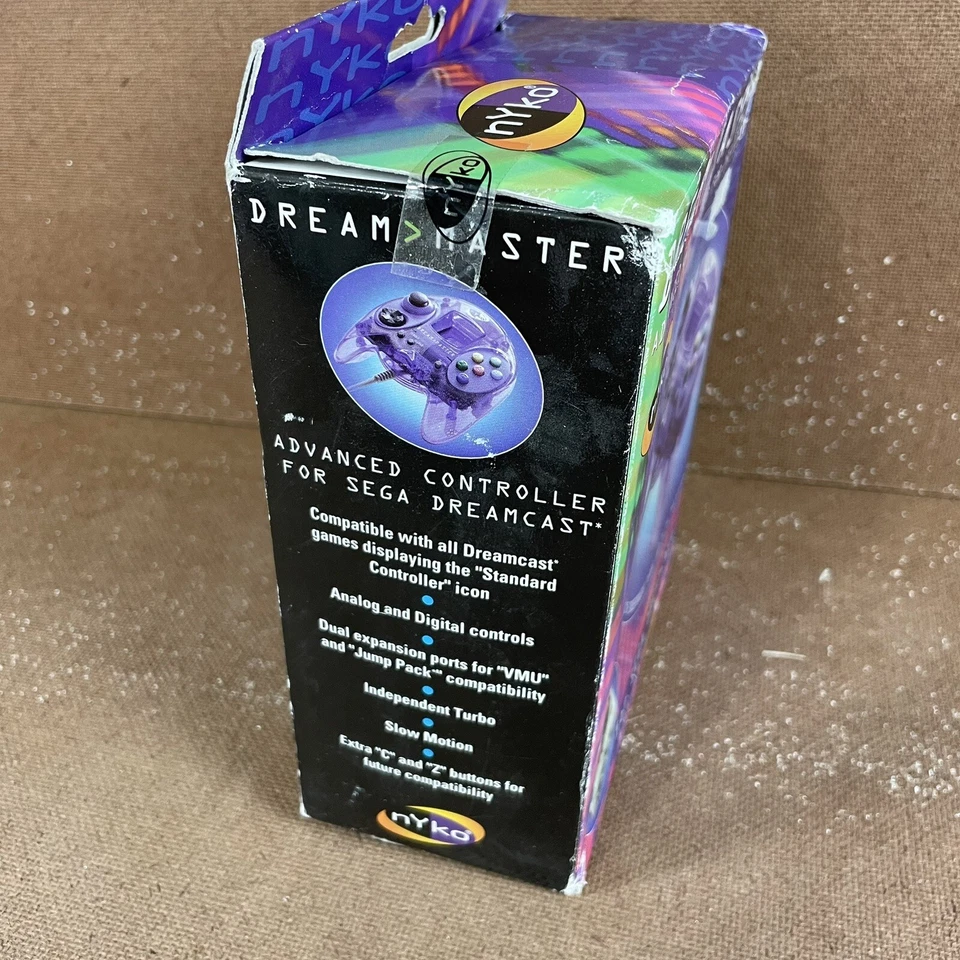 NEW Rare Nyko Dream Master Sega Dreamcast Controller Clear Transparent Purple - Image 4 of 4