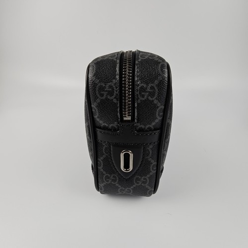 GUCCI GG Emblem Small Black Fabric Toiletry Case New & Authentic - Picture 9 of 16
