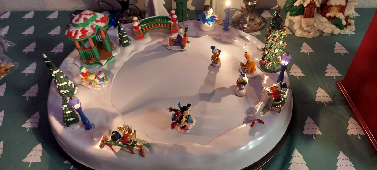 【希少】Mickey's Holiday Skaters ディズニー クリスマス 希少】Mickey's Holiday Skaters ディズニー クリスマス