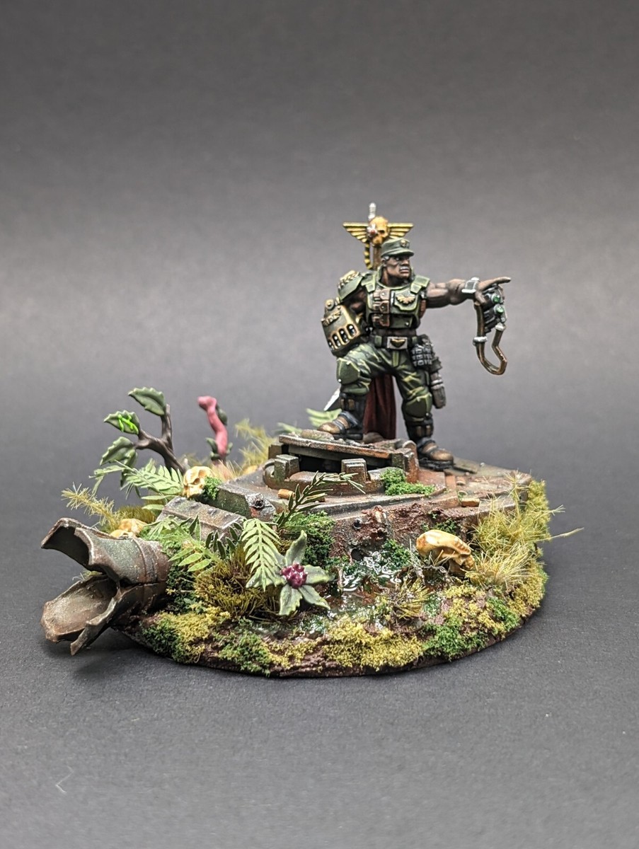 Warhammer 40K - Catachan Colonel - Fully Assembled and Painted on