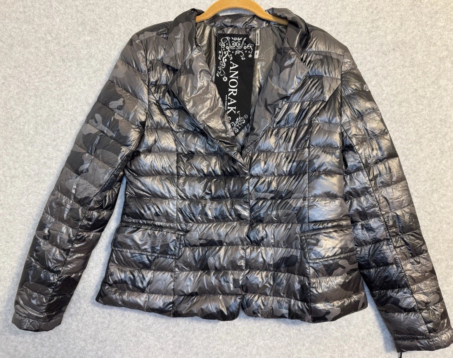 My Anorak Duck Down Blazer Jacket Puffer Woman’s Medium M Camo Black