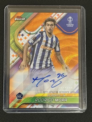 2024-25 24/25 Topps Finest UEFA Rodrigo Mora RC Auto Orange Wave /25 FC Porto