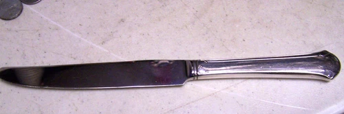 1- Towle Chippendale Sterling Silver Handle Dinner Knife No Monogram 8 3/4"