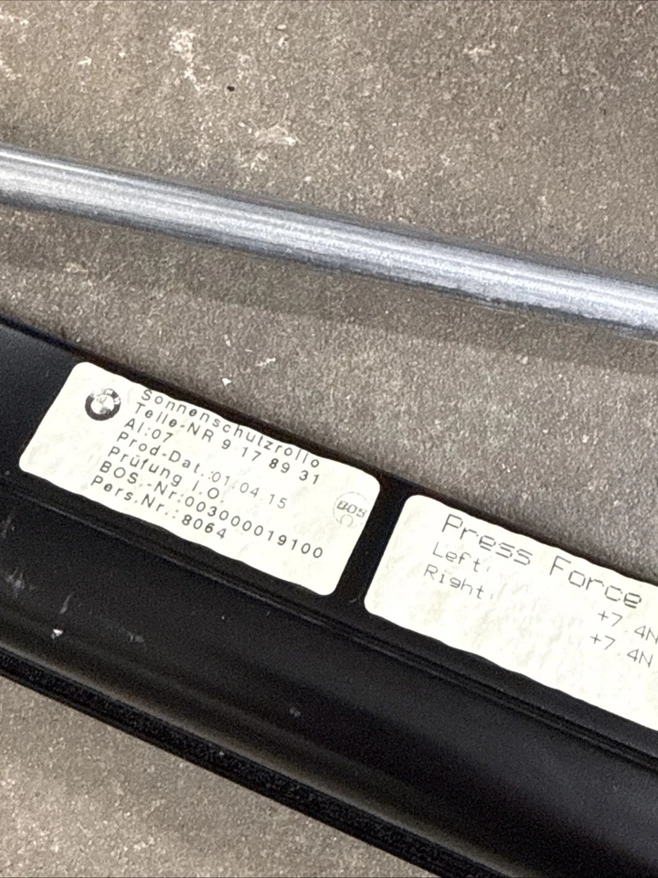 11-17 BMW F10 528I 535I 550I M5 VENTANA TRASERA PARASOL PERSIANA ENROLLABLE OEM Foto 3 de 4