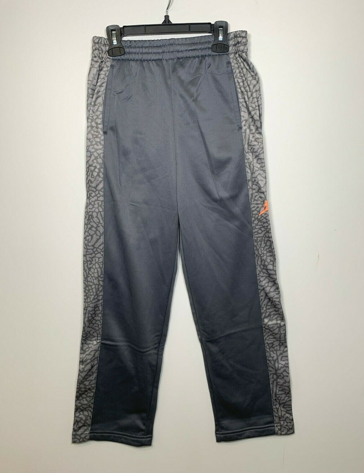 gray nike sweatpants youth