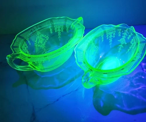 Anchor Hocking Green Depression Glass GLOWING Princess Sugar Creamer Glass Set