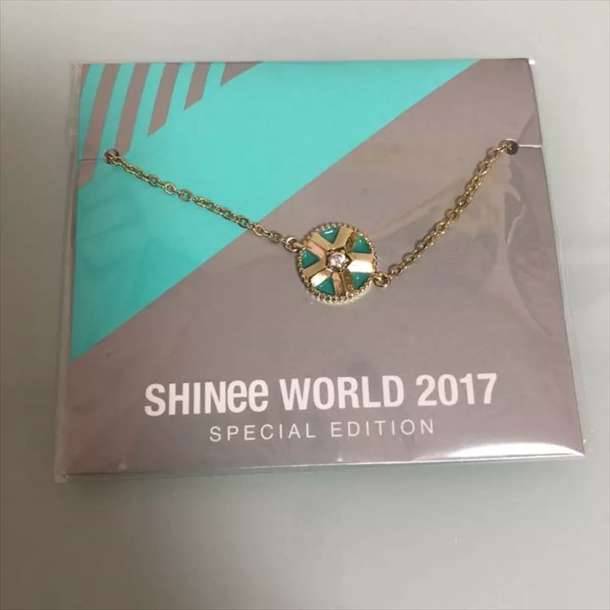 SHINee World 2017 Official Item Bracelet from japan Brand New Free Shipping