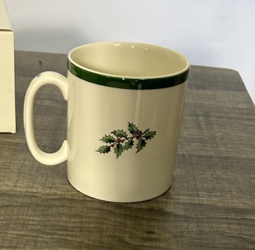 Set of 6 Classic Spode Christmas Tree Coffee Mugs Cups England S3324 3.5" NEW - Picture 6 of 8