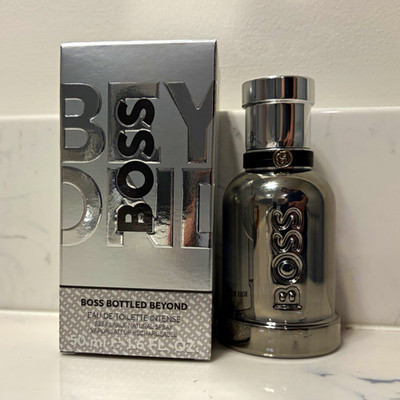 HUGO BOSS Boss Bottled Beyond Eau de Toilette Intense Spray 50 ml Refillable