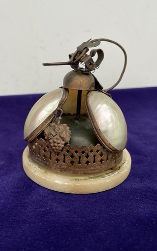 Antike französische Palais Royal Speiseglocke mit Perlmutt Muscheln - Bild 3 von 11