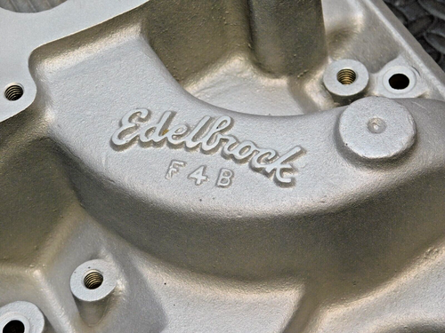 EDELBROCK F4B ALUMINUM INTAKE MANIFOLD FORD 289,302 MUSTANG,COUGAR,TORINO,ROD - Picture 17 of 18