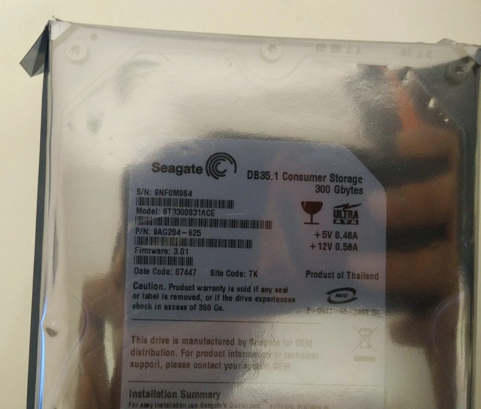 NEW Seagate HDD 300GB 7200RPM 8MB IDE ATA 3.5" ST3300831ACE Desktop Hard Drive - Image 2 of 3