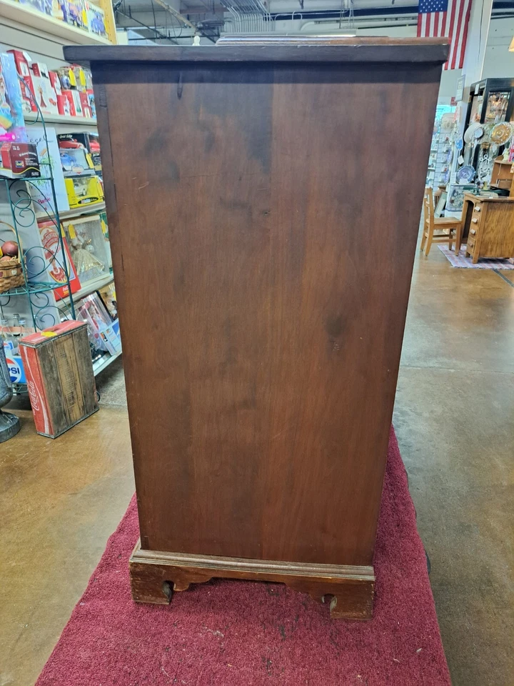 北卡罗来纳州核桃店制造后退橱柜20世纪 — 第 4/4 张图片