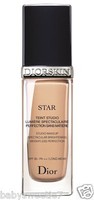 Dior Star Studio Makeup Spectacular Brightening Fluid Foundation 030 Medium Beig Dior Star Studio Makeup Spectacular Brightening Fluid Foundation 030 Medium Beig