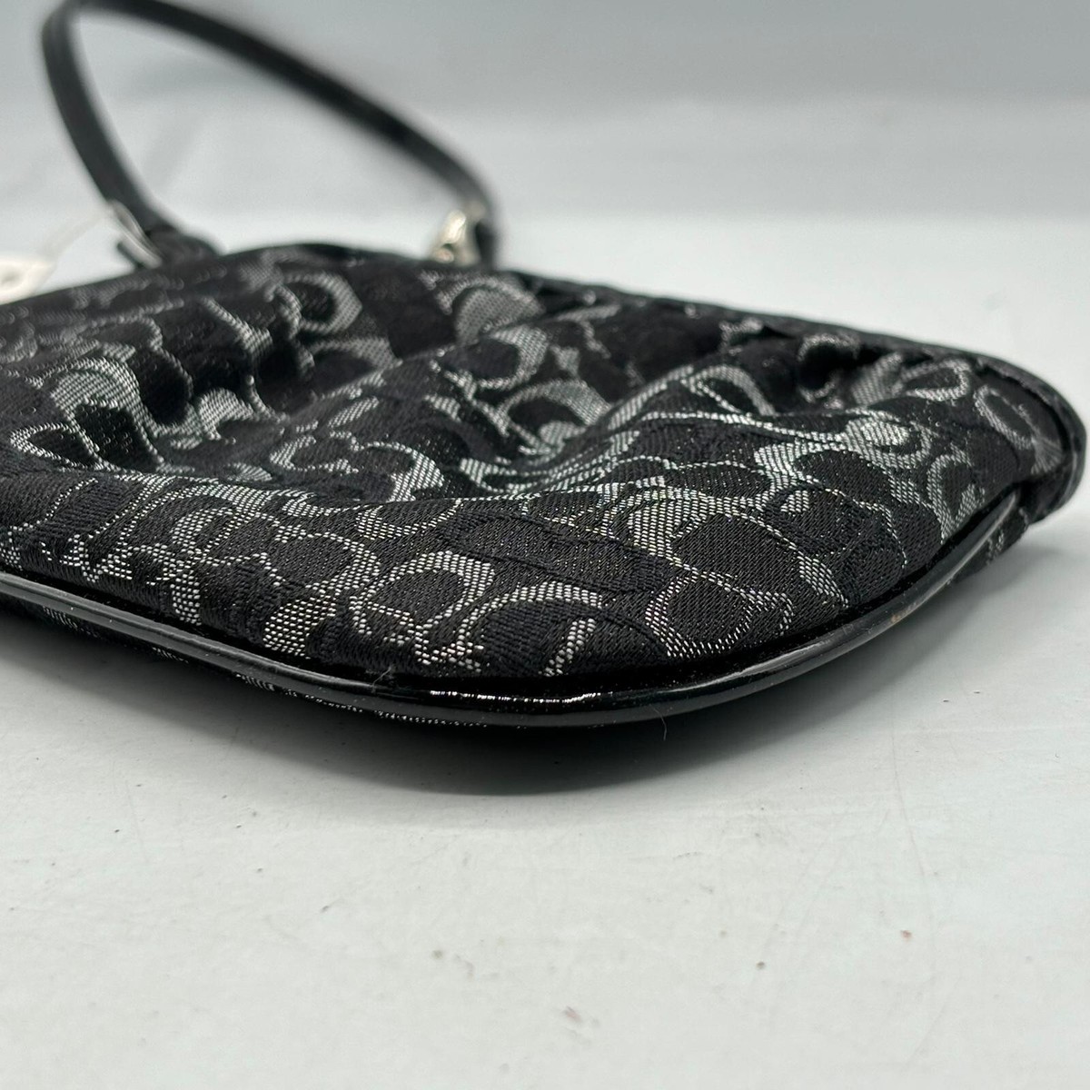 Auth COACH Signature Lurex Small Wristlet Porch F43363 SV/BK