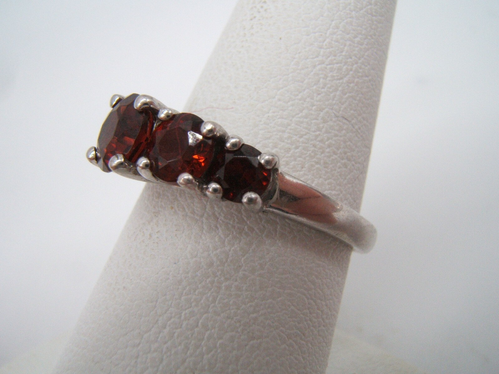 STERLING SILVER RING SIGNED KN RUBY CZ’S - image 3