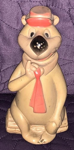 DELL YOGI BEAR  SQUEAK TOY  C. 1960  HANNA BARBERA  RUBBER FIGURE