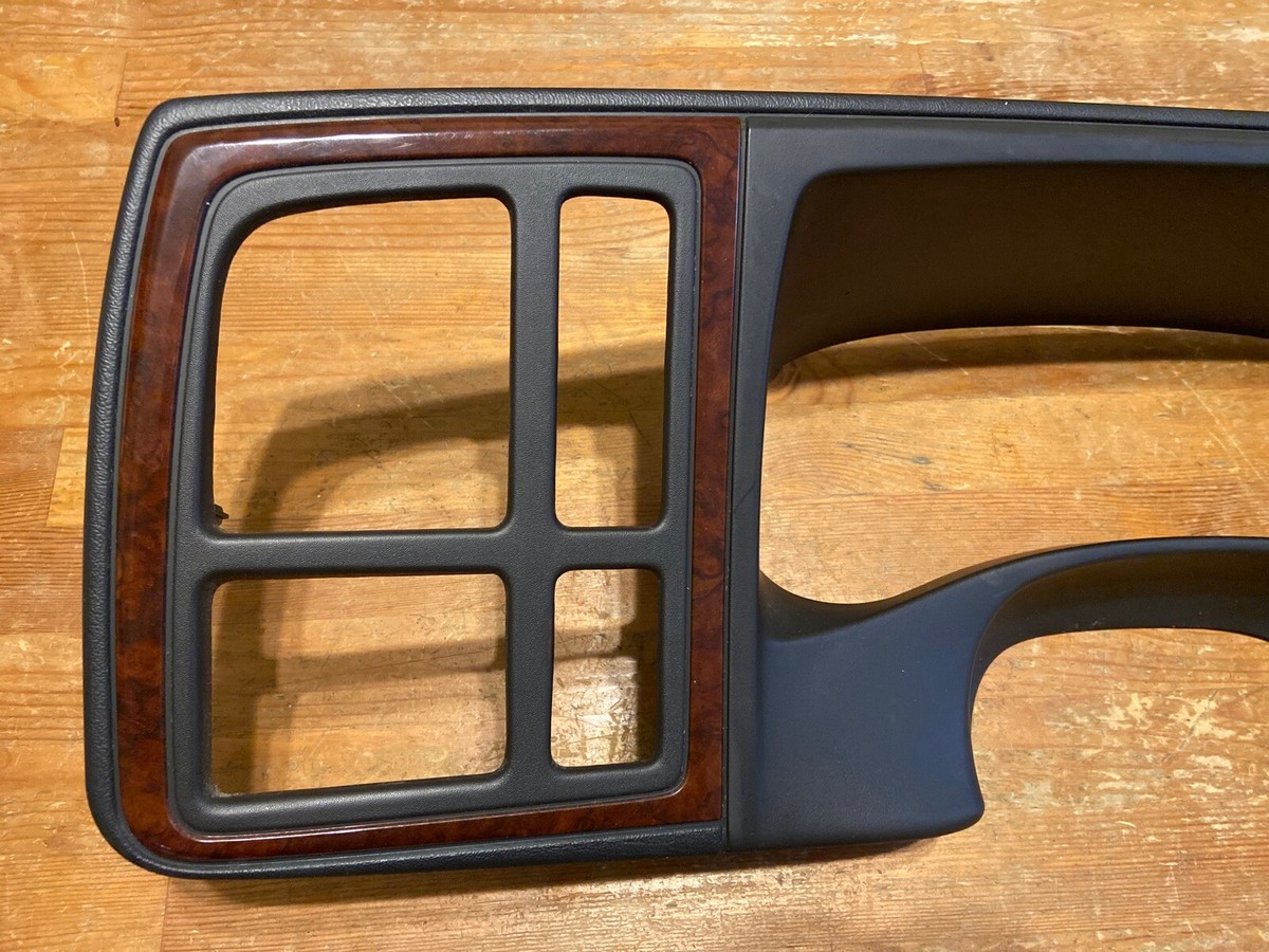 しゃちょう。さま 専用 2003-2006 Cadillac Escalade Cluster Dash Bezel Woodgrain