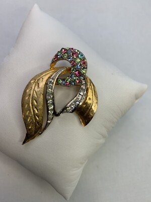 WEISS Signed MCM Brooch Art Deco 3-D Leaf Rhinestone Prong Set Goldtone VTG   D1