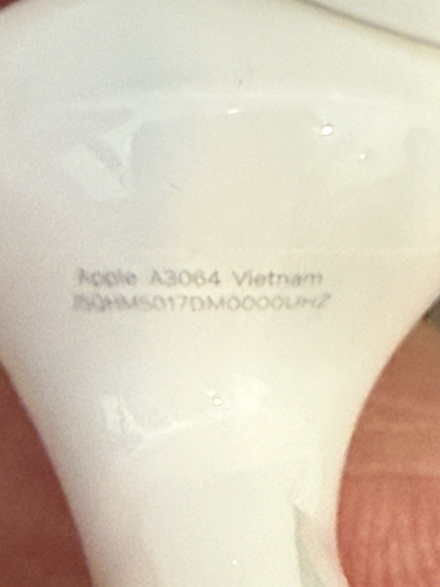 2025 Apple AirPods Pro 3 Original OEM Replacement Left Earbud