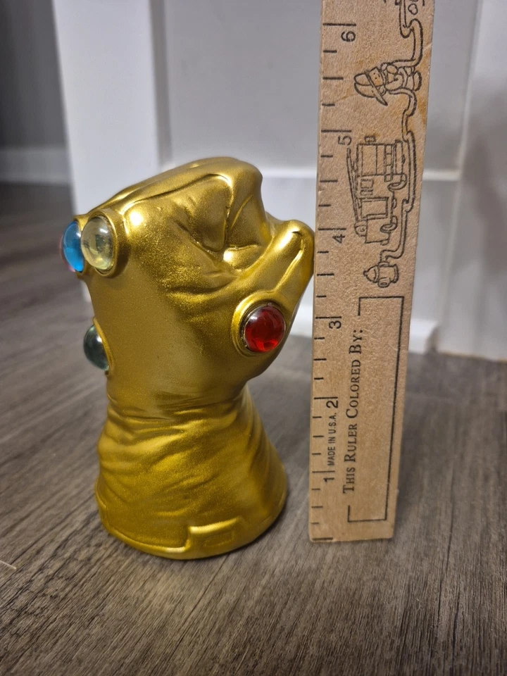 Nerd Block Marvel Thanos Infinity Gauntlet Paperweight  2016  - Image 3 of 4