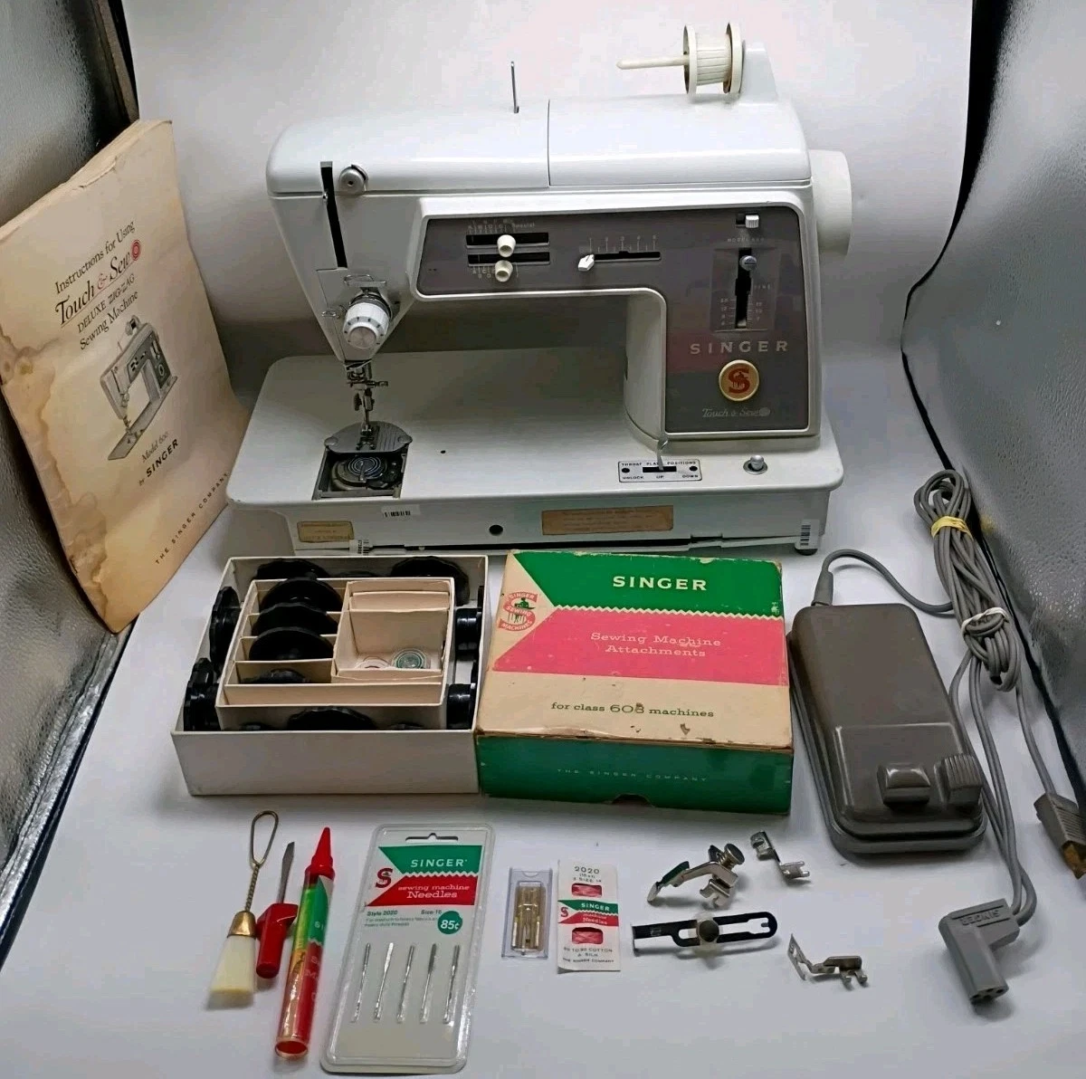 Antique Original Domestic Sewing Machine Collectible Sewing