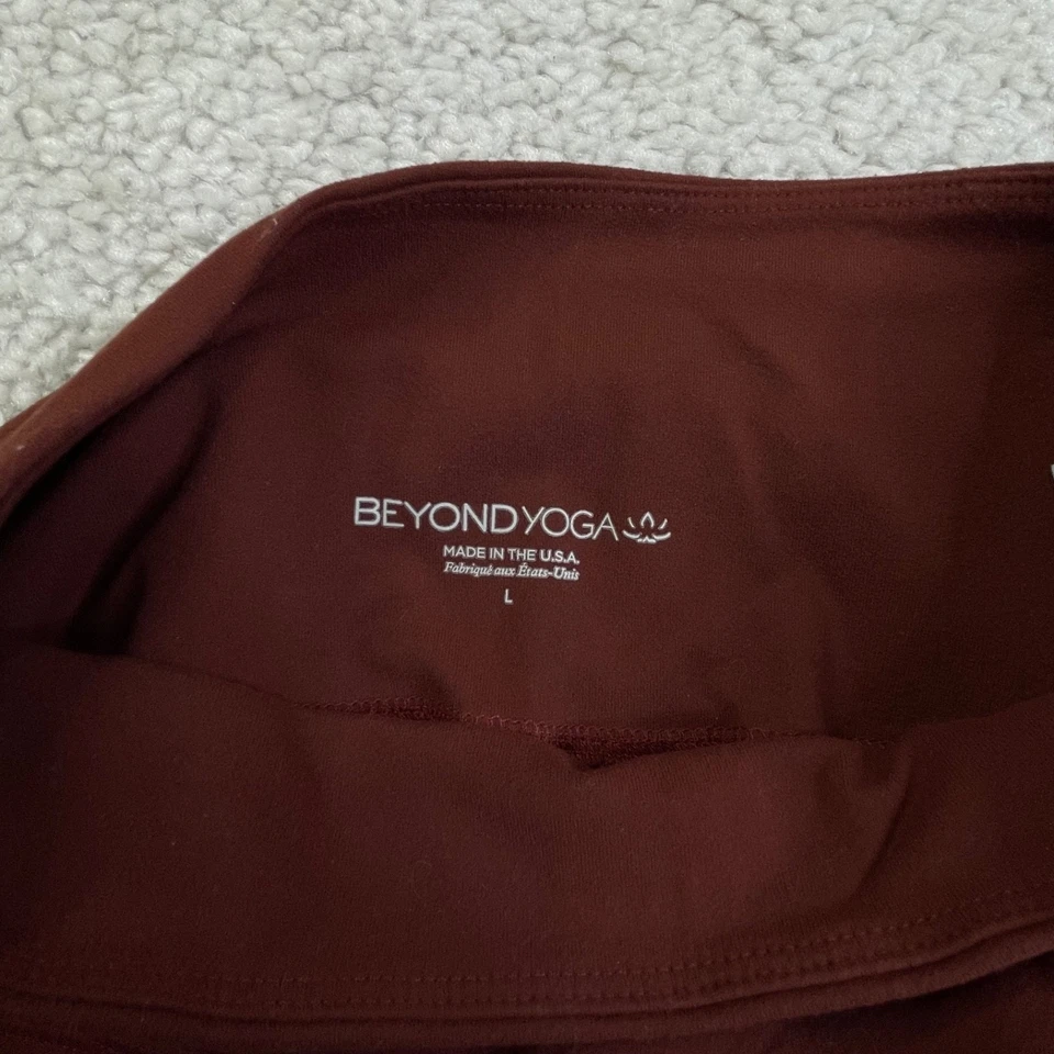 Legging Beyond Yoga Caught In The Midi Cintura Alta Rojo Marrón Mujer Grande Foto 3 de 4