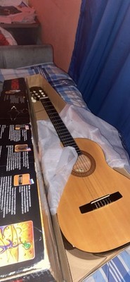 Hohner HC03 Classical Acoustic Guitar 3/4-Size with Case