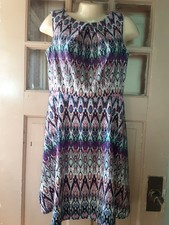 Signature Darby Woman's Sleeveless Dress size 10
