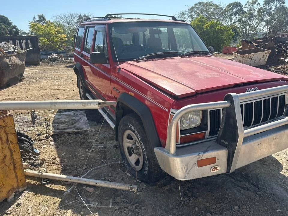 1994 Jeep Cherokee XJ AC Condenser 93-96 2.5L 4.0L Sport Classic #B487 - image 4 of 4