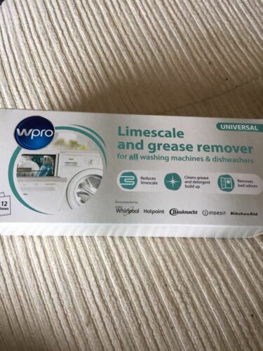 SKYSHALO Tankless Water Heater Flushing Kit, Includes Efficient Pump & 5 Gallon Pail, 2 Hoses, Descaling Powder, Wrench, Adapter