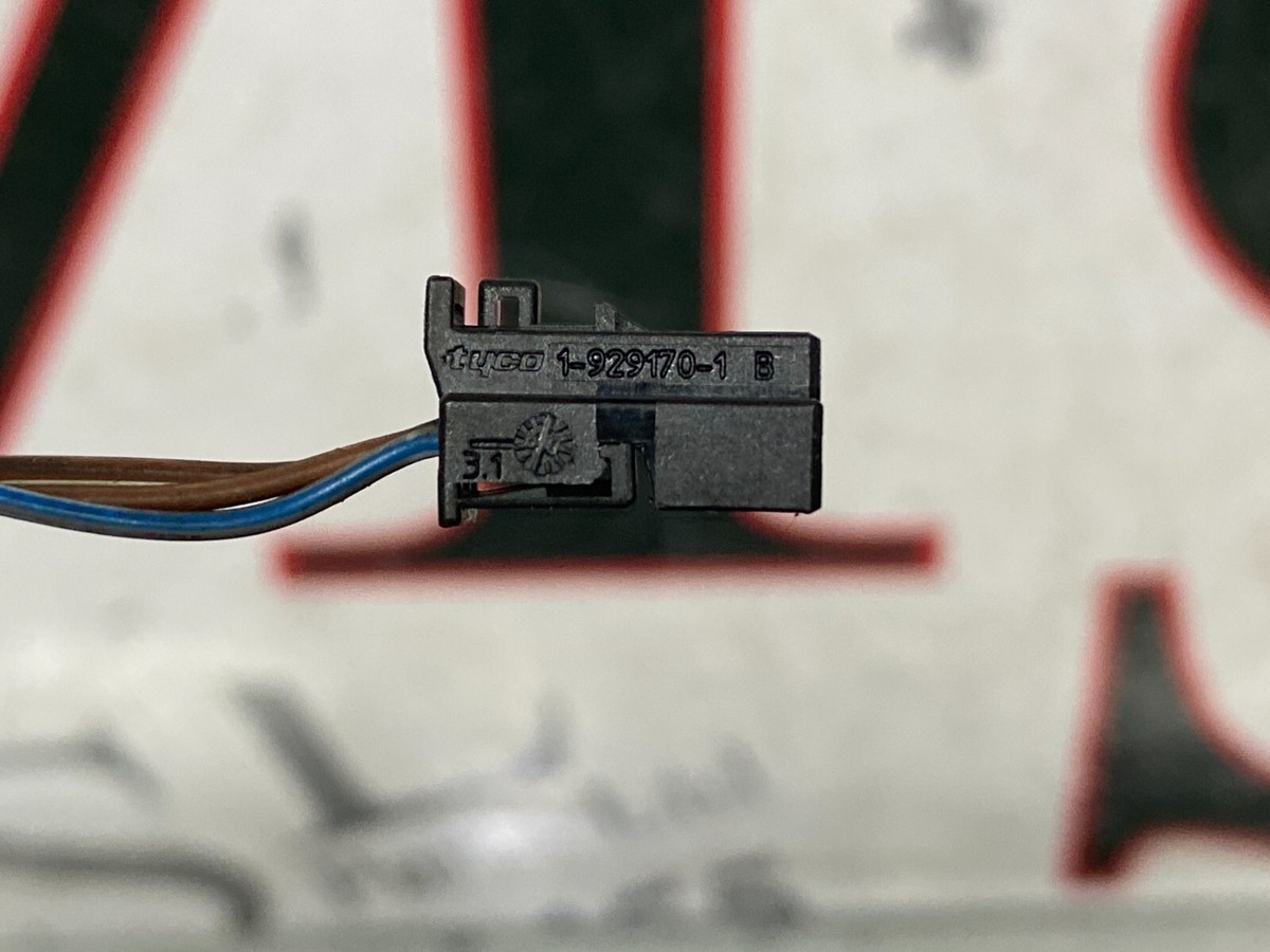 AS) MERCEDES BENZ WIRING LOOM HARNESS PLUG CONNECTOR A0375456528 1  