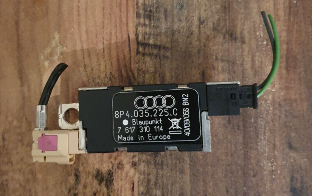 AUDI A3 Radio Aerial Antenna Amplifier 8P4035225C 7617310114 Replacement