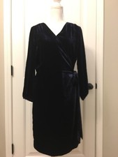 New J Crew Wrap Dress in Drapey Velvet Navy Sz 00 K0145