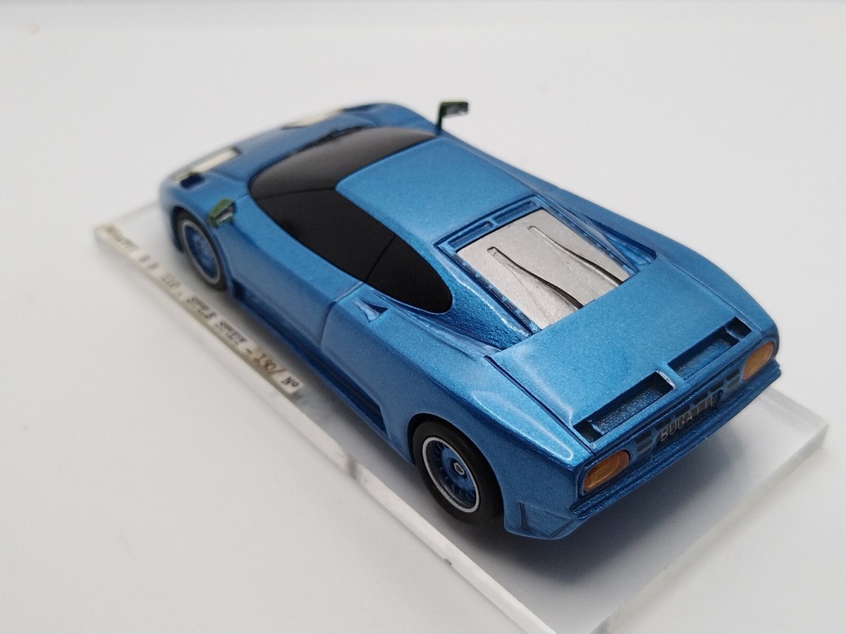 ALEZAN MODELS . KIT 1/43 . BUGATTI EB110 . STYLE STUDY N°2 1991 ALEZAN MODELS . KIT 1/43 . BUGATTI EB110 . STYLE STUDY N°2 1991