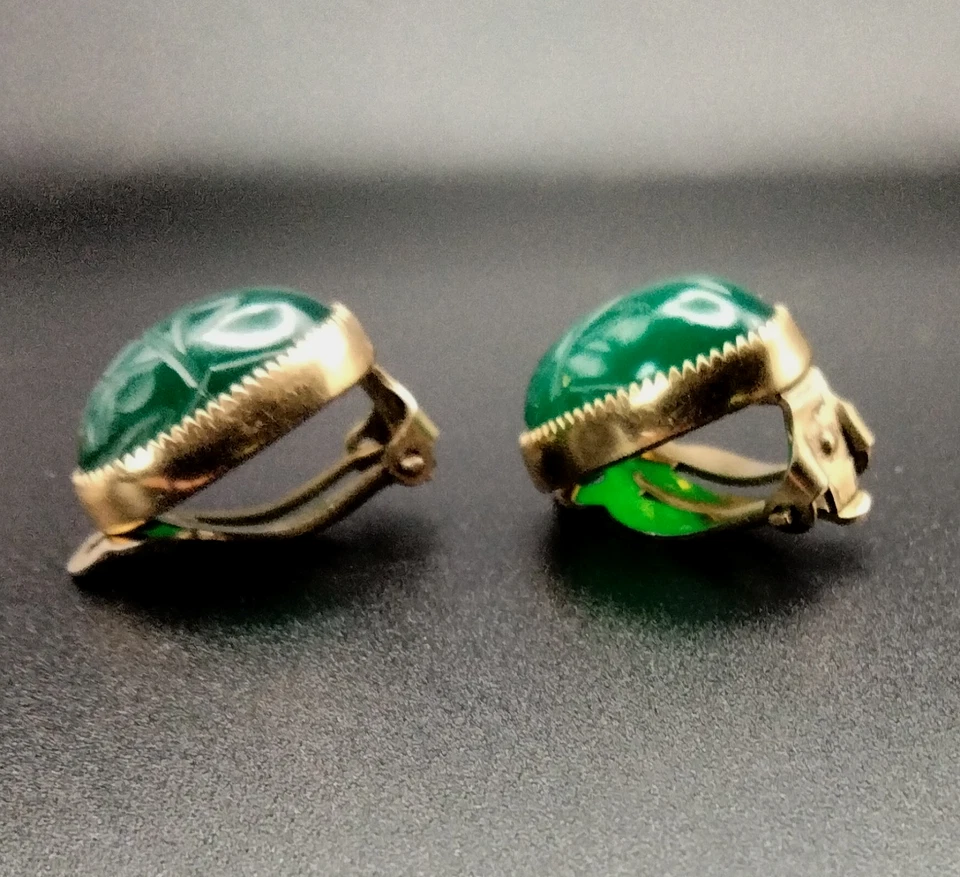 Pendientes de clip crisoprasa vintage de escarabajo tallado con piedras preciosas 1/20 12k GF Foto 3 de 4