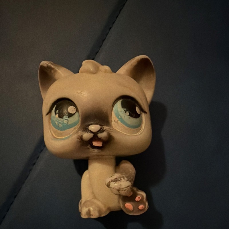 Hasbro LPS Littlest Pet Shop Pink Paw Print 2005 rare first generation 