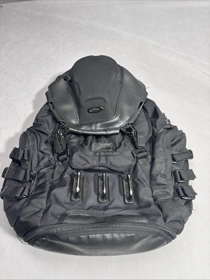 Oakley Men's Kitchen Sink Backpack One Size - Stealthblack