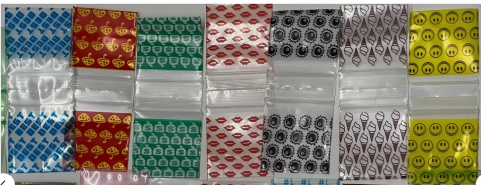 Apple Brand #1515 Baggies – 1.5” x 1.5” – 1,200 Total – Random Assorted Styles - Image 3 of 4