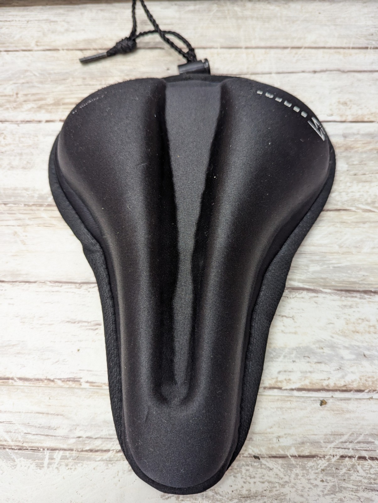 Serfas Deep Groove Design Black Bicycle Bike Seat Cover Thick Cushion Soft Gel