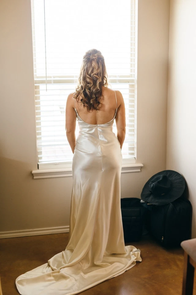Maggie Browyn wedding dress - Image 4 of 4