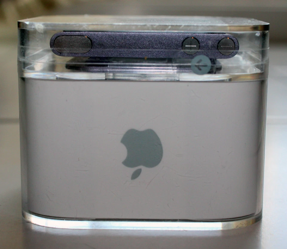 ORIGINAL Factory Sealed iPod Nano 6th Generation Model A1366 Graphite 8GB - Image 2 of 4