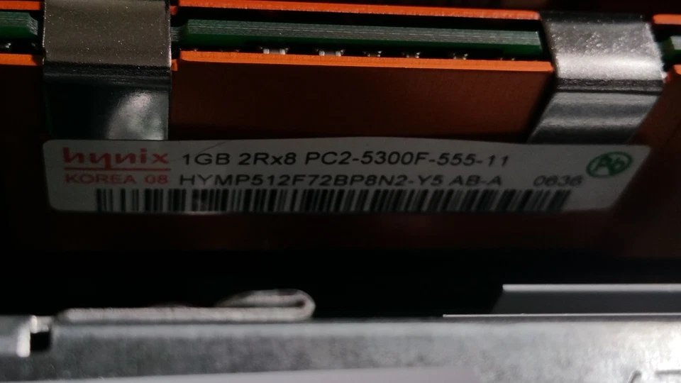 Hynix 1GB 2Rx8 PC2 - 5300F-555-11 -  ECC Server - 240 pins - DDR2-667 - 1 module - Image 2 of 2