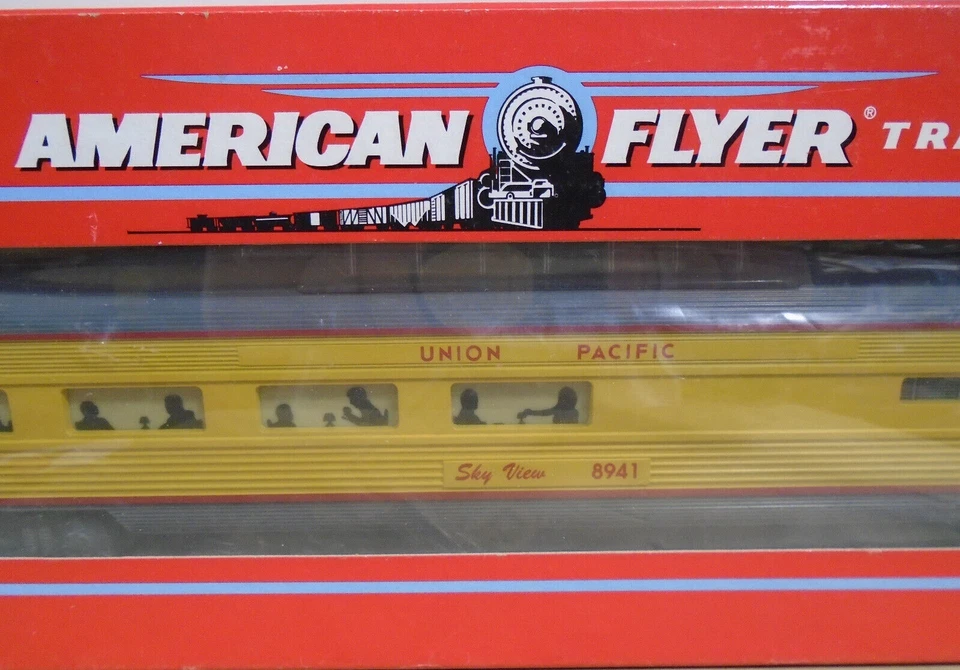 American Flyer #6-48941 S GAUGE UNION PACIFIC VISTA DOME DINING CAR NEW IN BOX - Image 2 of 3