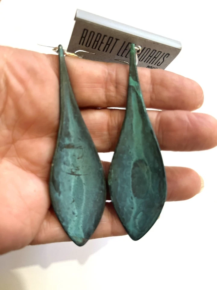 Pendientes colgantes enchapados en plata genuina pátina Soho Robert Lee Morris Foto 4 de 4